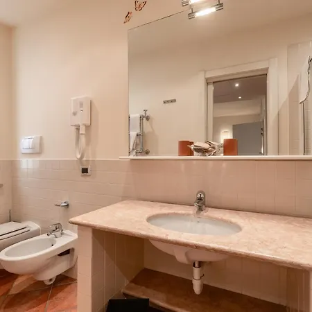 Апарт-отель Firenze 3*