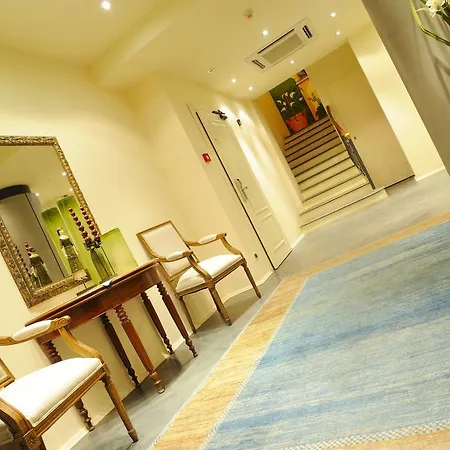 Apart Otel Firenze 4*