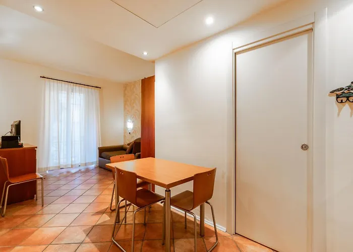 Apart Otel Firenze 4*