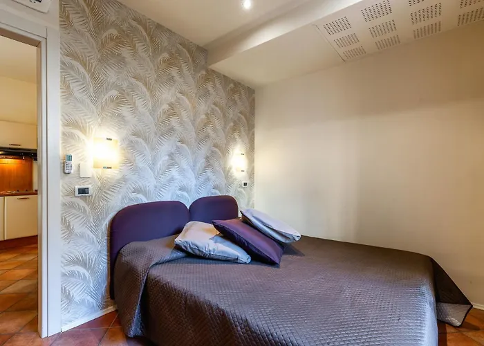 Апарт-отель Firenze 4*